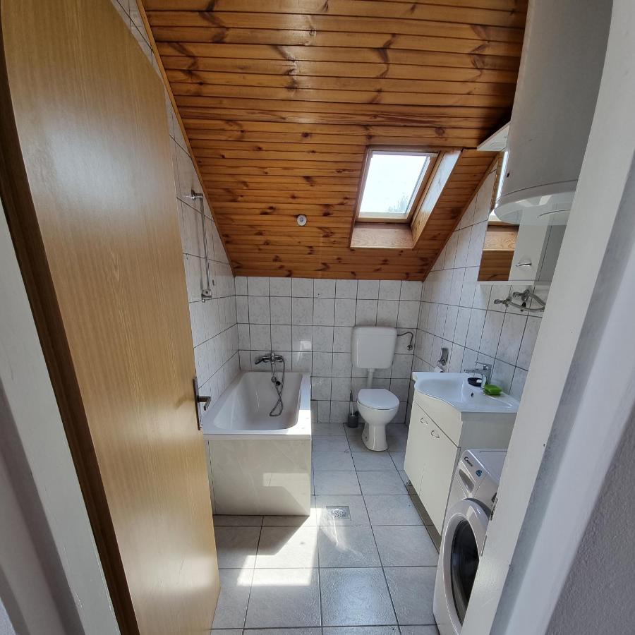Kiki Privatne Sobe, Zagreb Airport Apartment Velika Gorica Exterior photo