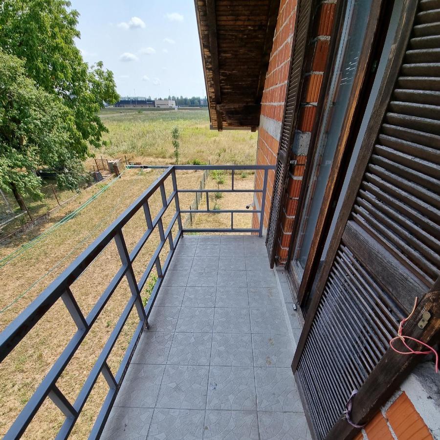 Kiki Privatne Sobe, Zagreb Airport Apartment Velika Gorica Exterior photo